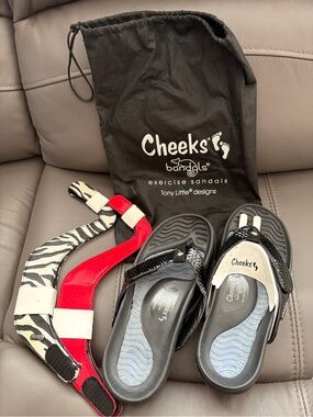 “Cheeks” Tony Little Design Black Exercise Sandals with Interchangeable Straps